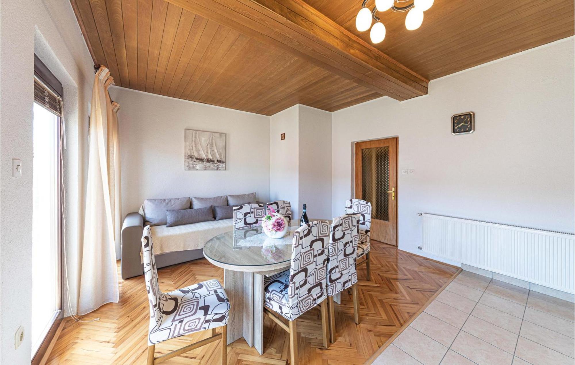 Gorgeous Apartment In Marina With Wifi Exteriér fotografie